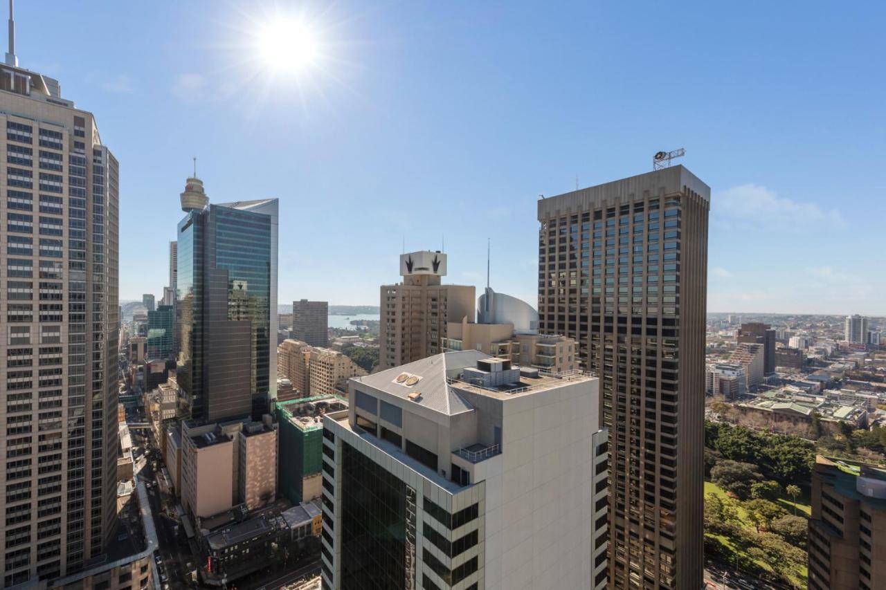 Meriton Suites Pitt Street, Sydney Exteriör bild View from the 33rd floor of the Perth Hilton